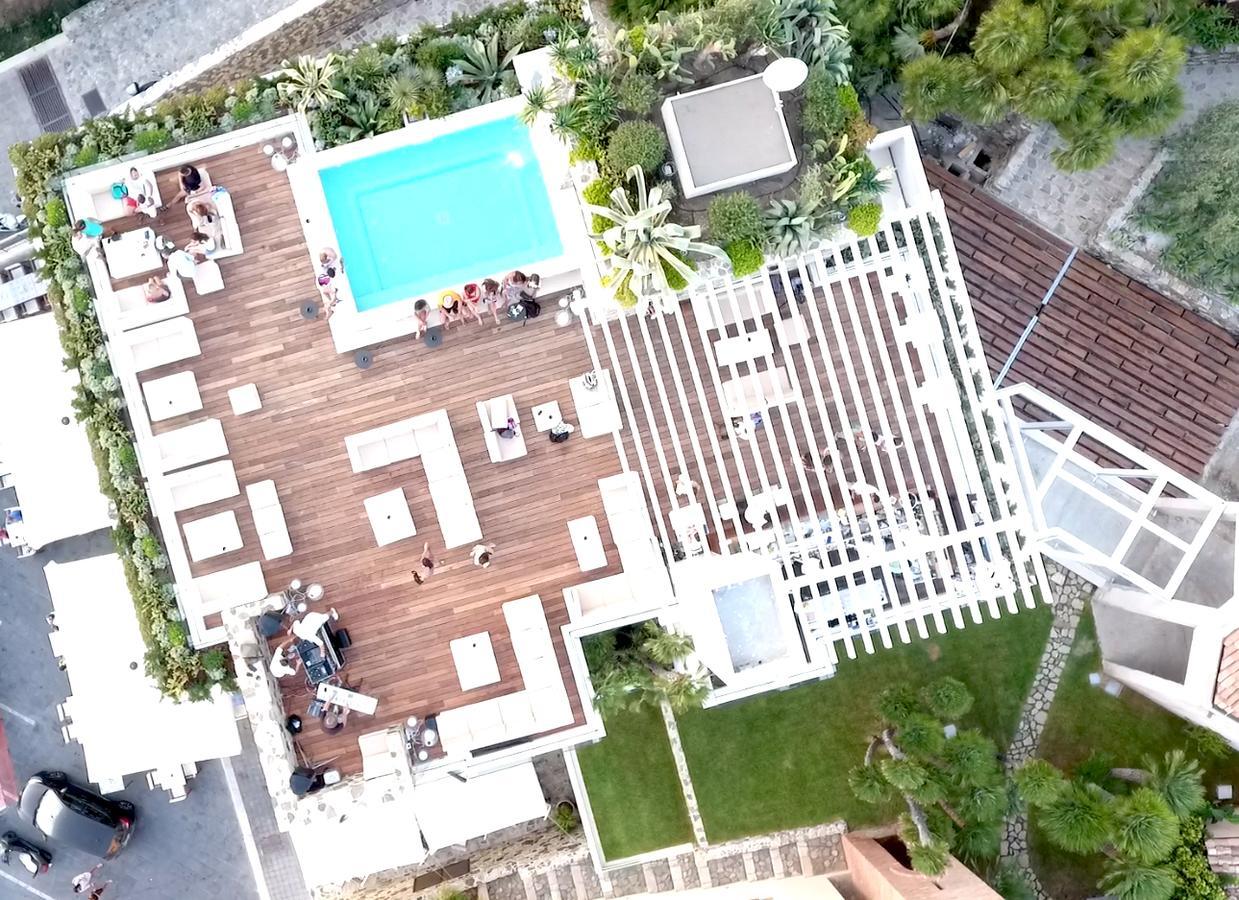 Ngonia Bay Boutique Hotel Мілаццо Екстер'єр фото