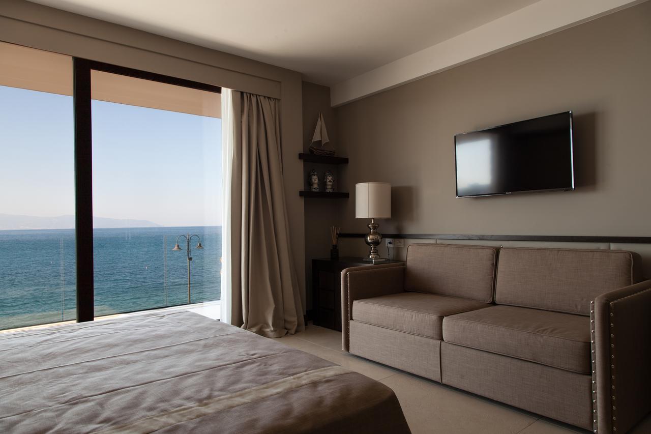 Ngonia Bay Boutique Hotel Мілаццо Екстер'єр фото