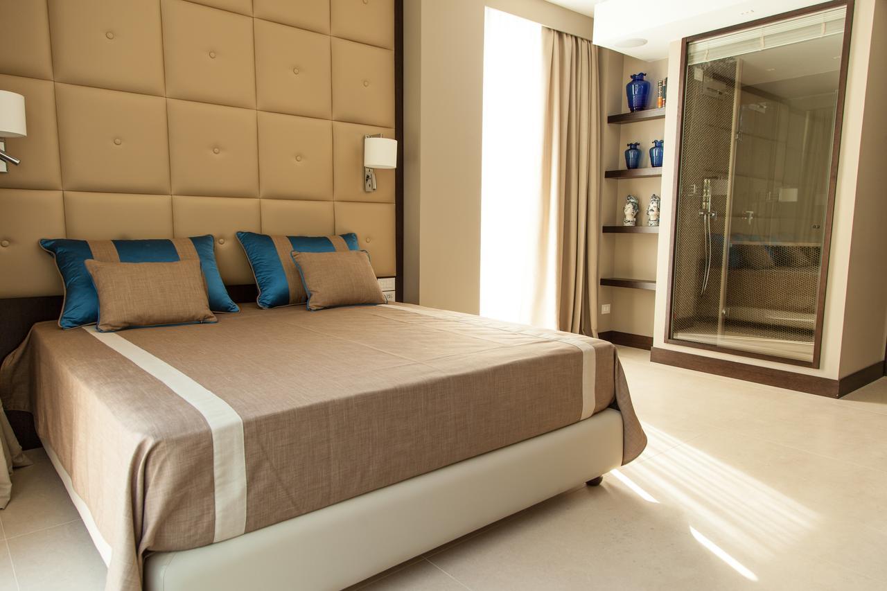 Ngonia Bay Boutique Hotel Мілаццо Екстер'єр фото