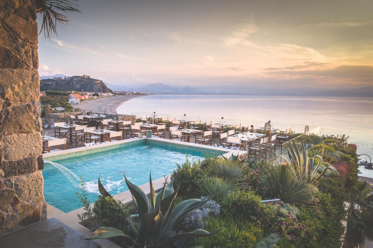 Ngonia Bay Boutique Hotel Мілаццо Екстер'єр фото