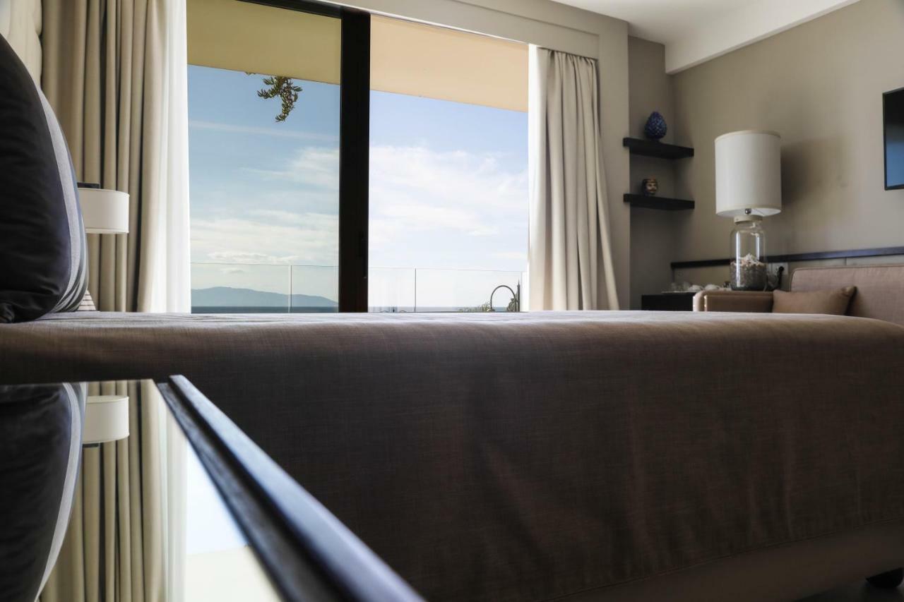 Ngonia Bay Boutique Hotel Мілаццо Екстер'єр фото