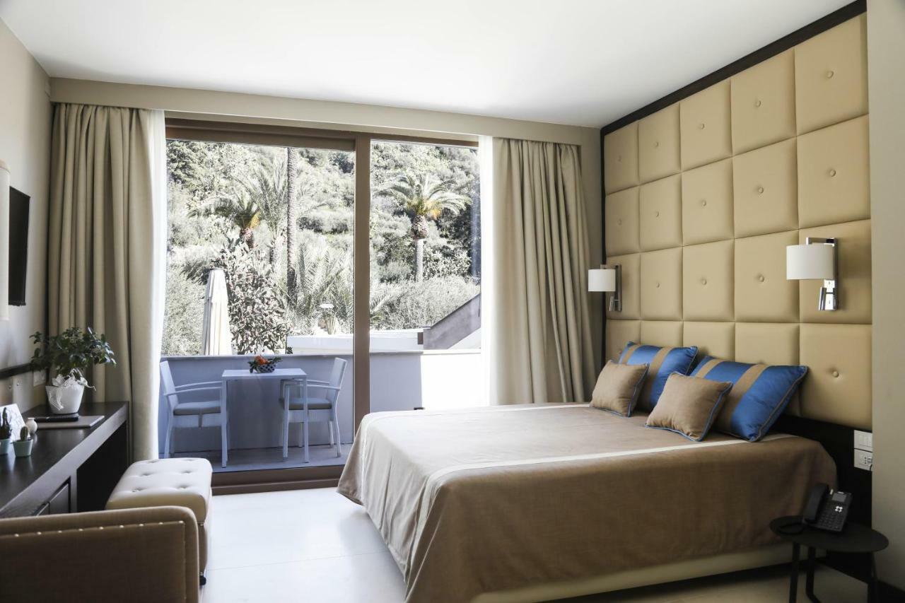 Ngonia Bay Boutique Hotel Мілаццо Екстер'єр фото