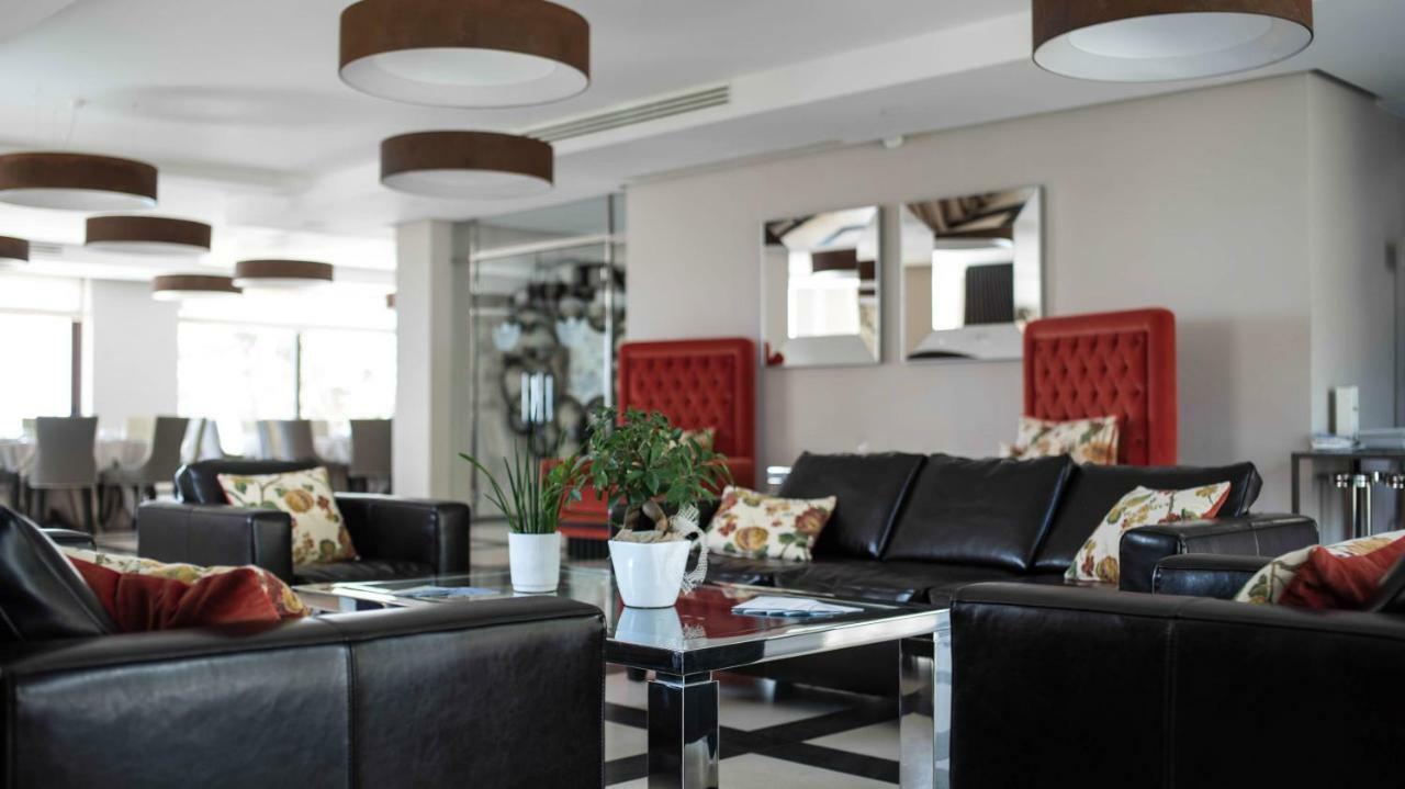Ngonia Bay Boutique Hotel Мілаццо Екстер'єр фото