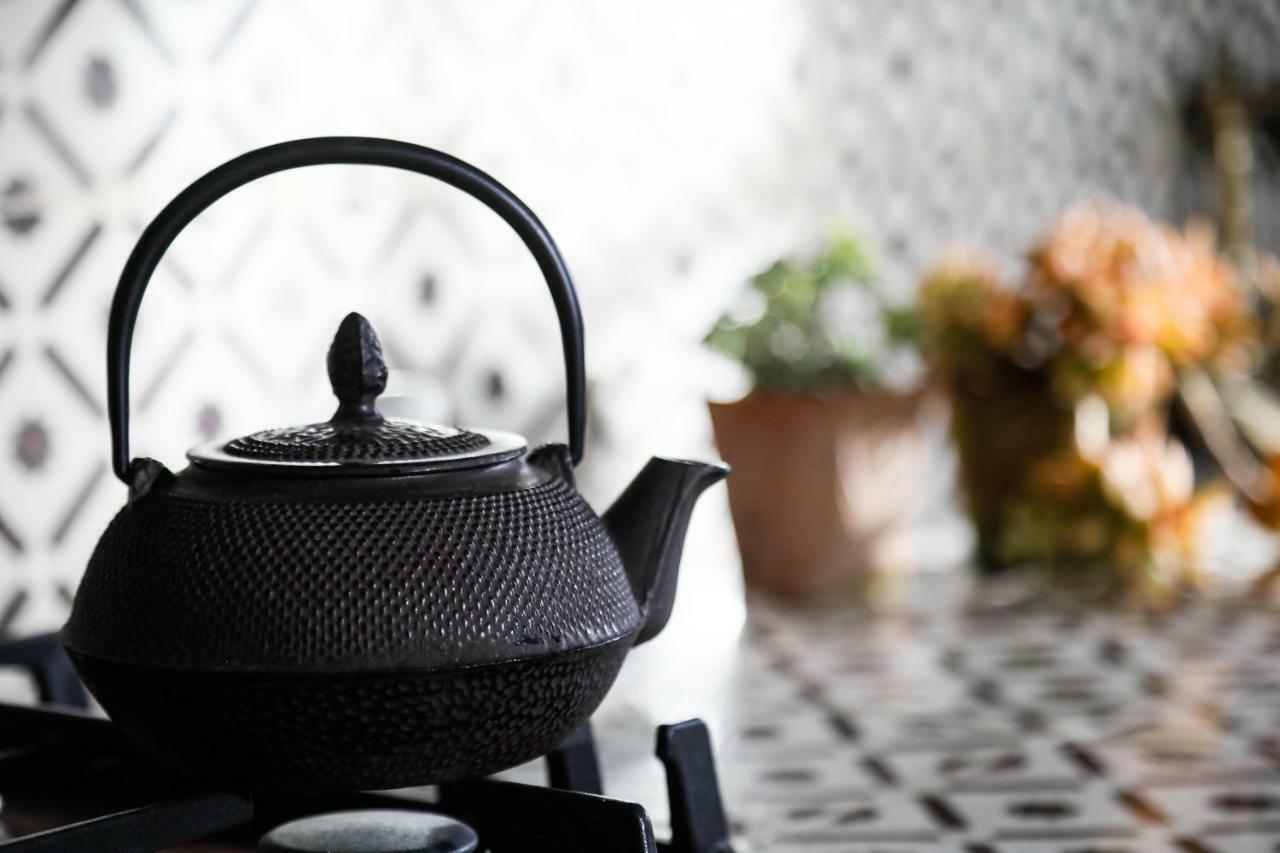 Ngonia Bay Boutique Hotel Мілаццо Екстер'єр фото